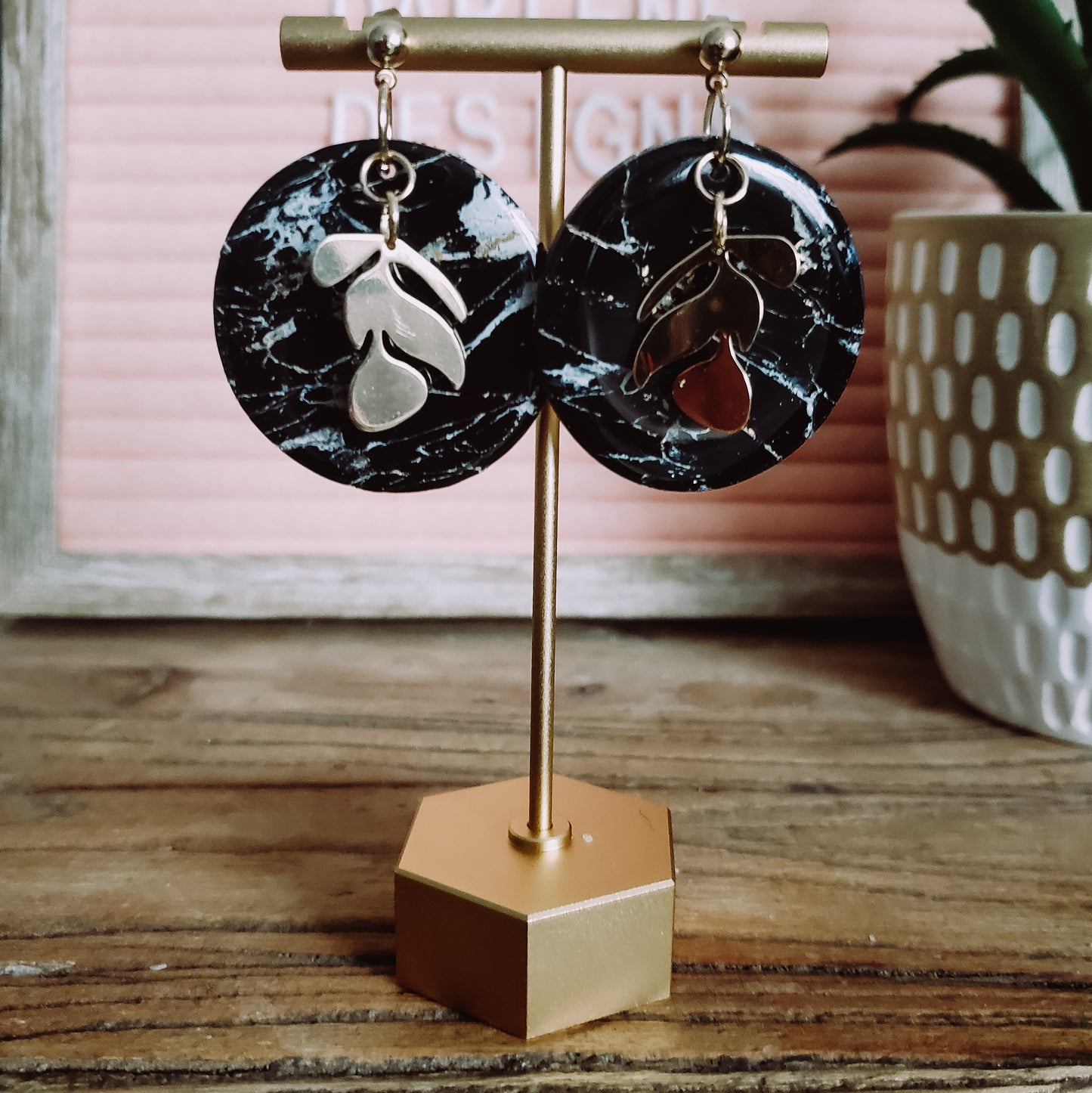 Tara Luxe Black and Gold Marble Round Dangles with Gold Acccent